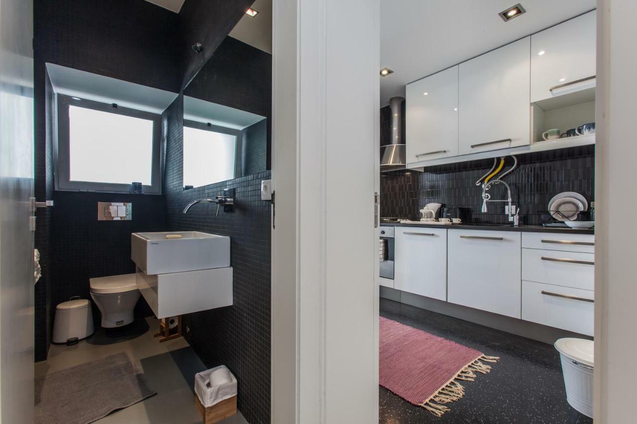Apartament Renovated With Private Courtyard, By Timecooler Lizbona